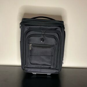 Black Men's Carry-On Travel Bag - Unknown Brand